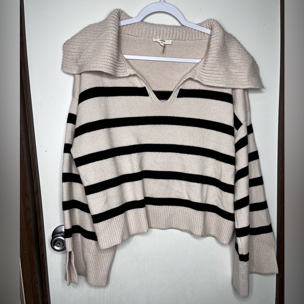 Entro Cream and Black Striped V-Neck Sweater